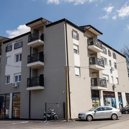 Apartman Miluro Lägenhet Subotica Exteriör bild