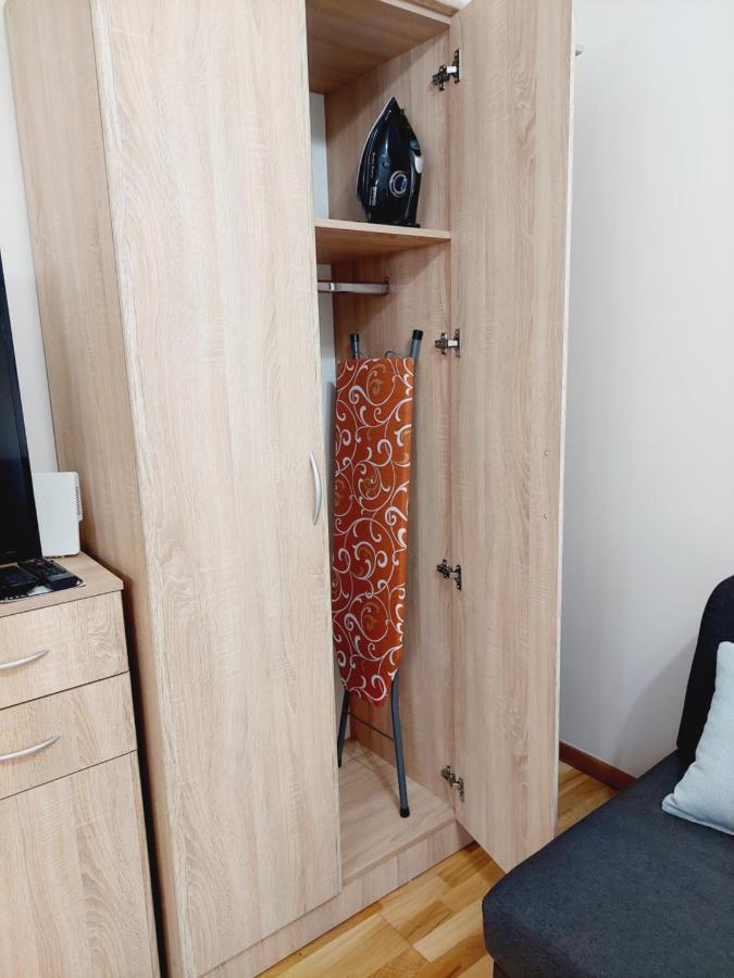 Apartman Miluro Lägenhet Subotica Exteriör bild